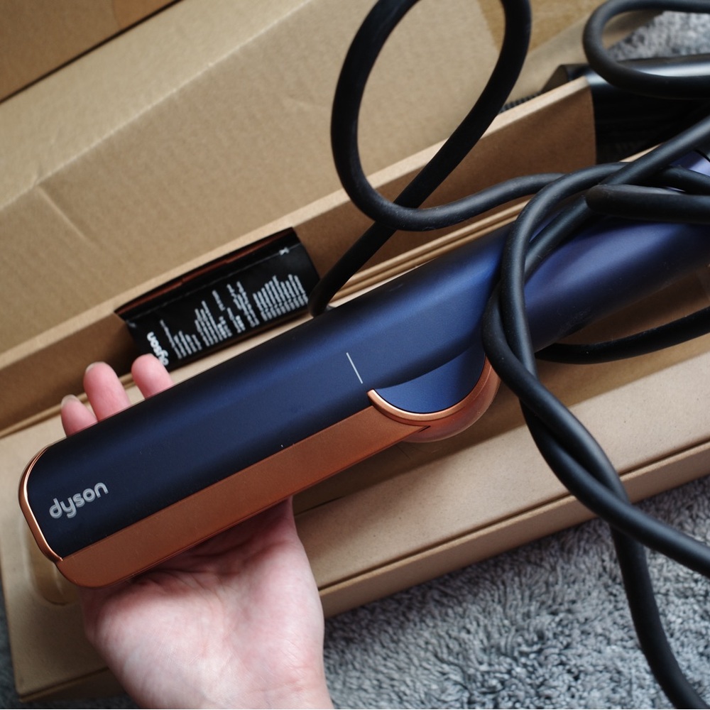 Dyson Styling Tool in Navy and Copper